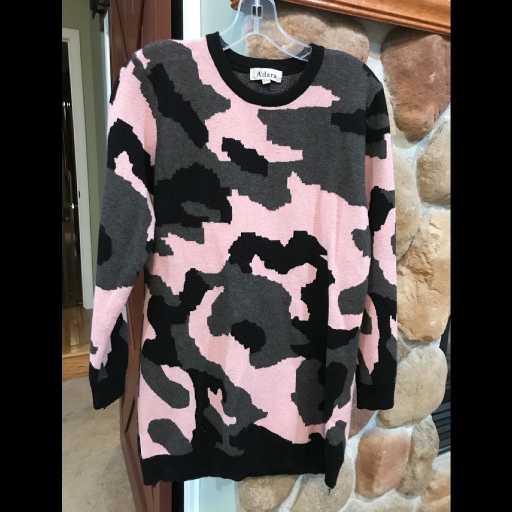 Adara Small/Medium pullover long sweater.